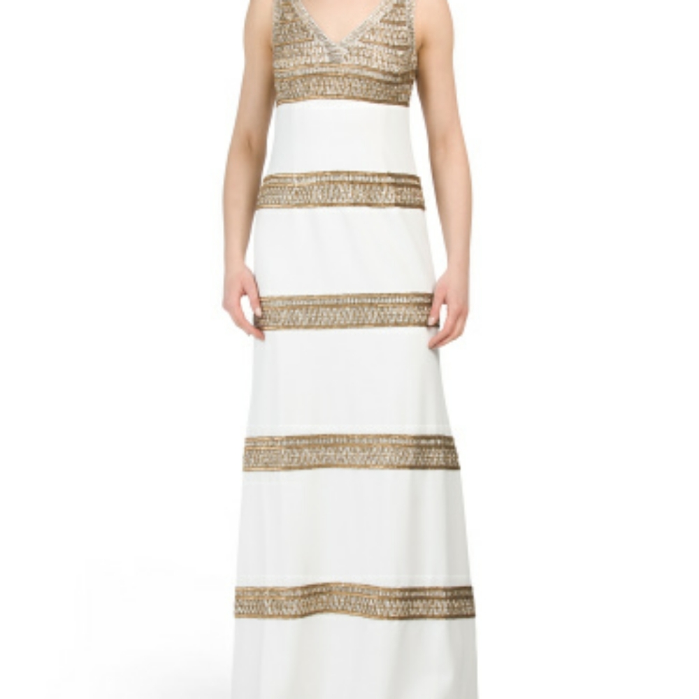 Adrianna Papell V neck Long Dress, Size 6